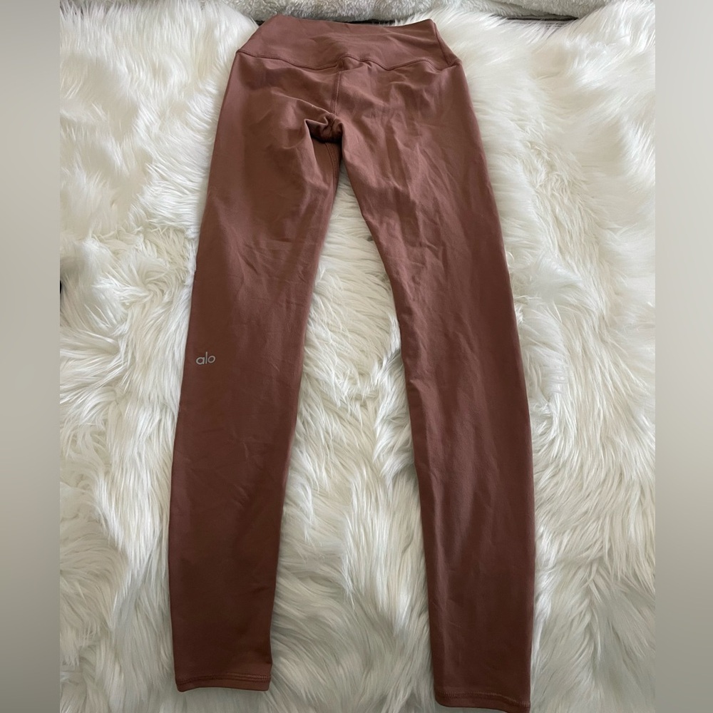 Alo Yoga Mauve Leggings